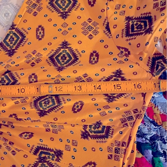 Three No-Boundaries Dress - Picture 9 of 16